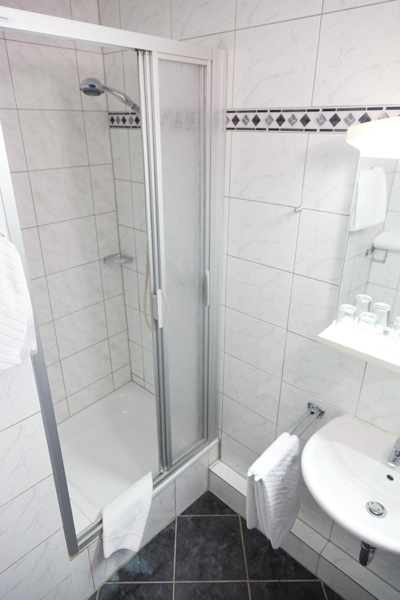 דיסלדורף Hotel Rubin מראה חיצוני תמונה